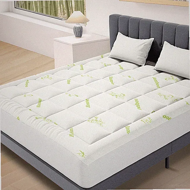 Gianna Cooling Mattress Pad Cover, Ultra Soft Topper for Hot Sleepers (Twin)