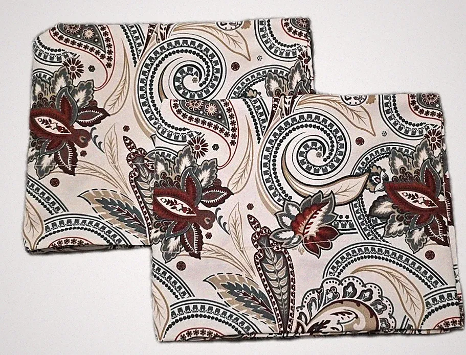 Set of 2 Paisley Print Pillowcases In Cream, Burgandy, Green, Gold 20 X 32 Queen