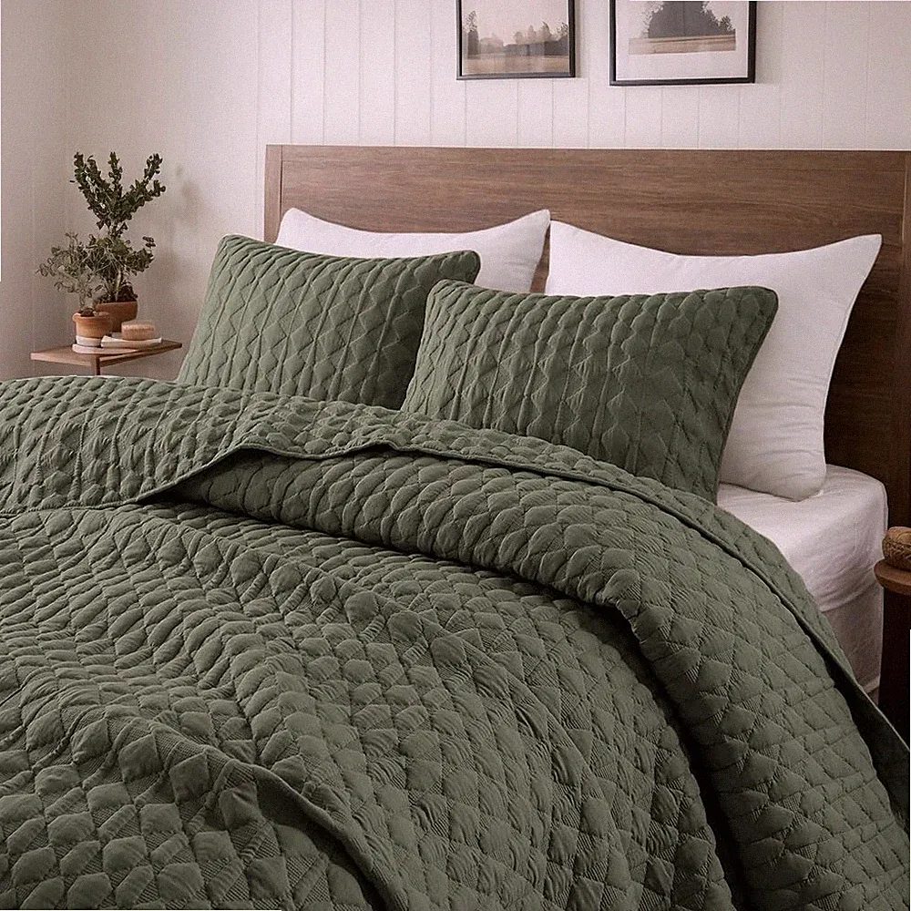 WDCOZY Quilt Bedding Set Cal King 118x106 3 Pieces Olive Green Shams